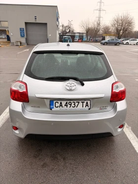 Toyota Auris - 5999 € / 11733.02 лв. - 30636818 4