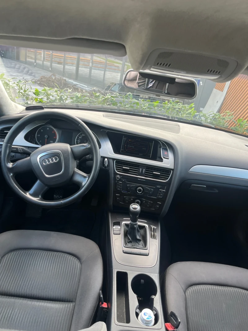 Audi A4 2.0 TDI, снимка 13 - Автомобили и джипове - 47640364