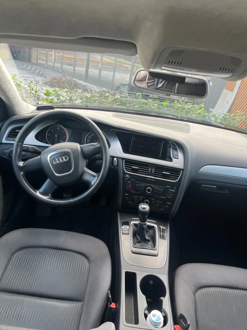 Audi A4 2.0 TDI, снимка 16 - Автомобили и джипове - 47640364