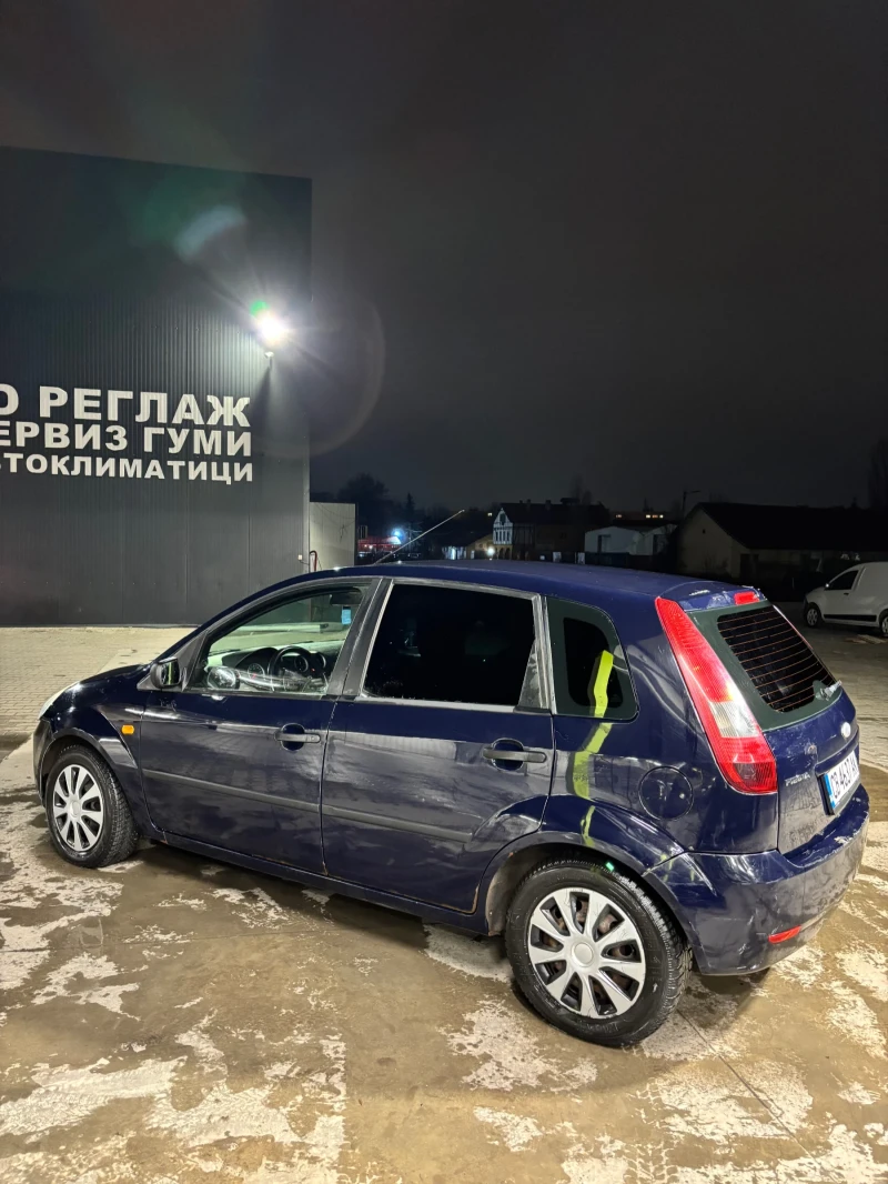 Ford Fiesta, снимка 2 - Автомобили и джипове - 48242738