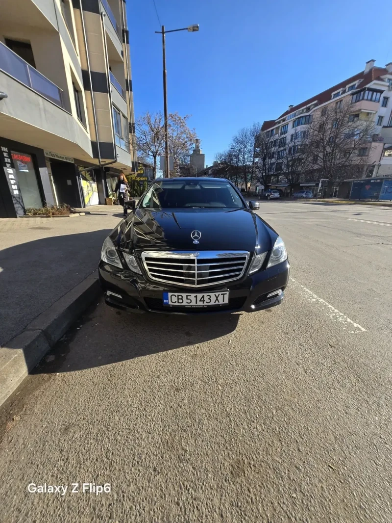 Mercedes-Benz E 350 CGI, снимка 1 - Автомобили и джипове - 48391580