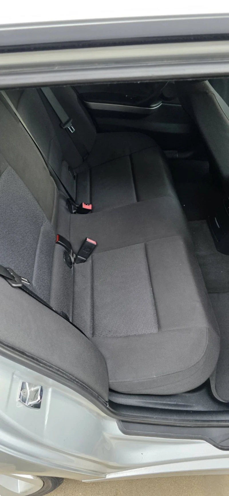 BMW 320, снимка 8 - Автомобили и джипове - 52470844