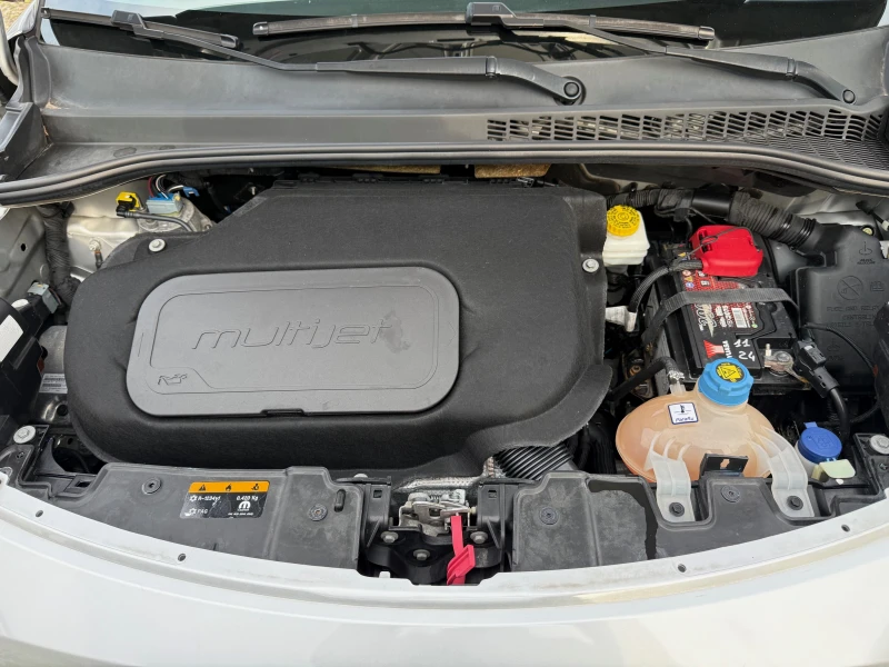 Fiat 500L 1.3M-Jet Автомат., снимка 16 - Автомобили и джипове - 52639225