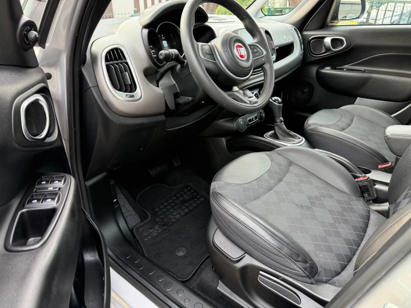 Fiat 500L 1.3M-Jet Автомат., снимка 8 - Автомобили и джипове - 52639225