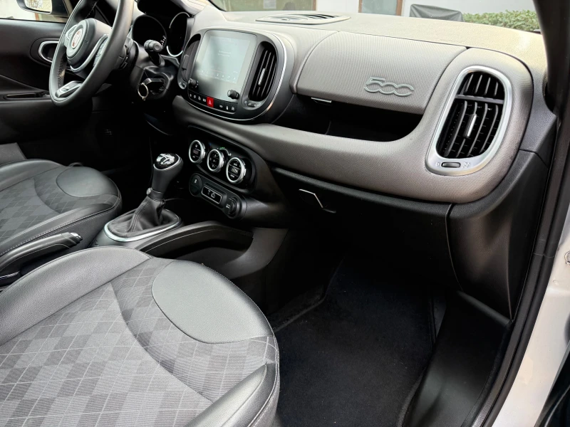Fiat 500L 1.3M-Jet Автомат., снимка 9 - Автомобили и джипове - 52639225