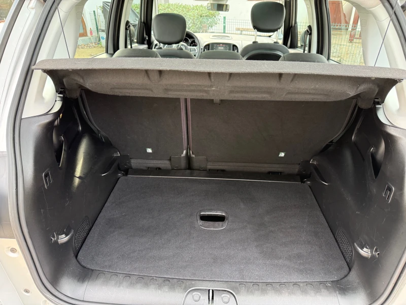 Fiat 500L 1.3M-Jet Автомат., снимка 11 - Автомобили и джипове - 52639225