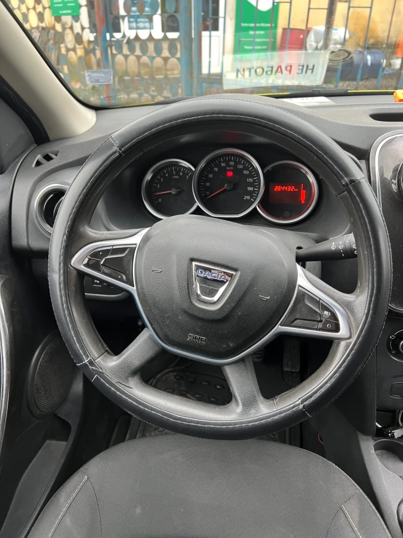 Dacia Logan * 1.0SCe* 73hp* КЛИМАТИК* ГАЗ* , снимка 11 - Автомобили и джипове - 52707850