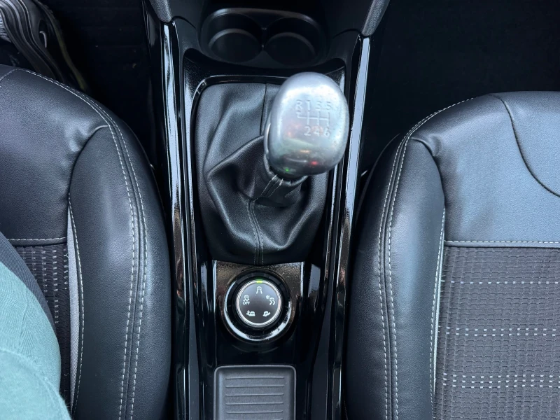 Peugeot 2008 1.6HDI FULL EURO-6, снимка 17 - Автомобили и джипове - 52913962