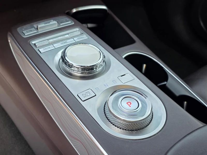 Genesis GV70 Advanced TI/AWD, снимка 11 - Автомобили и джипове - 53075538