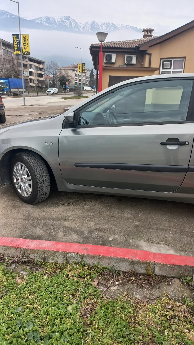 Fiat Stilo, снимка 2 - Автомобили и джипове - 53466332