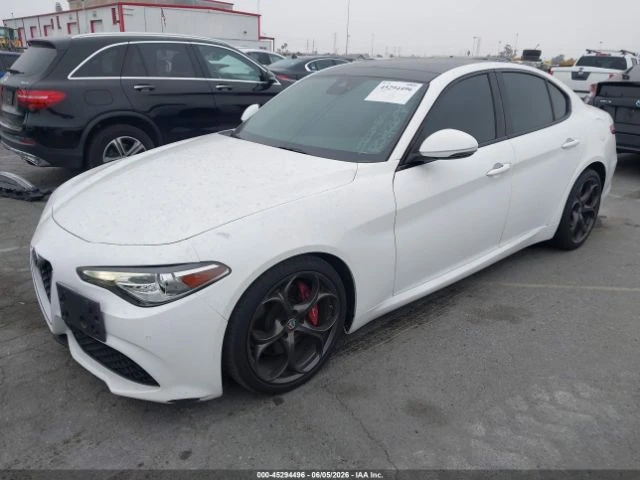 Alfa Romeo Giulia TI PREMIUM SPORT/CAM/FULL, снимка 2 - Автомобили и джипове - 54973265