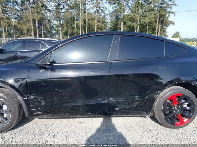 Tesla Model Y * LONG RANGE* DUAL MOTOR* КОЖА* ПОДГРЕВ* ПАНОРАМА*, снимка 12 - Автомобили и джипове - 55131327