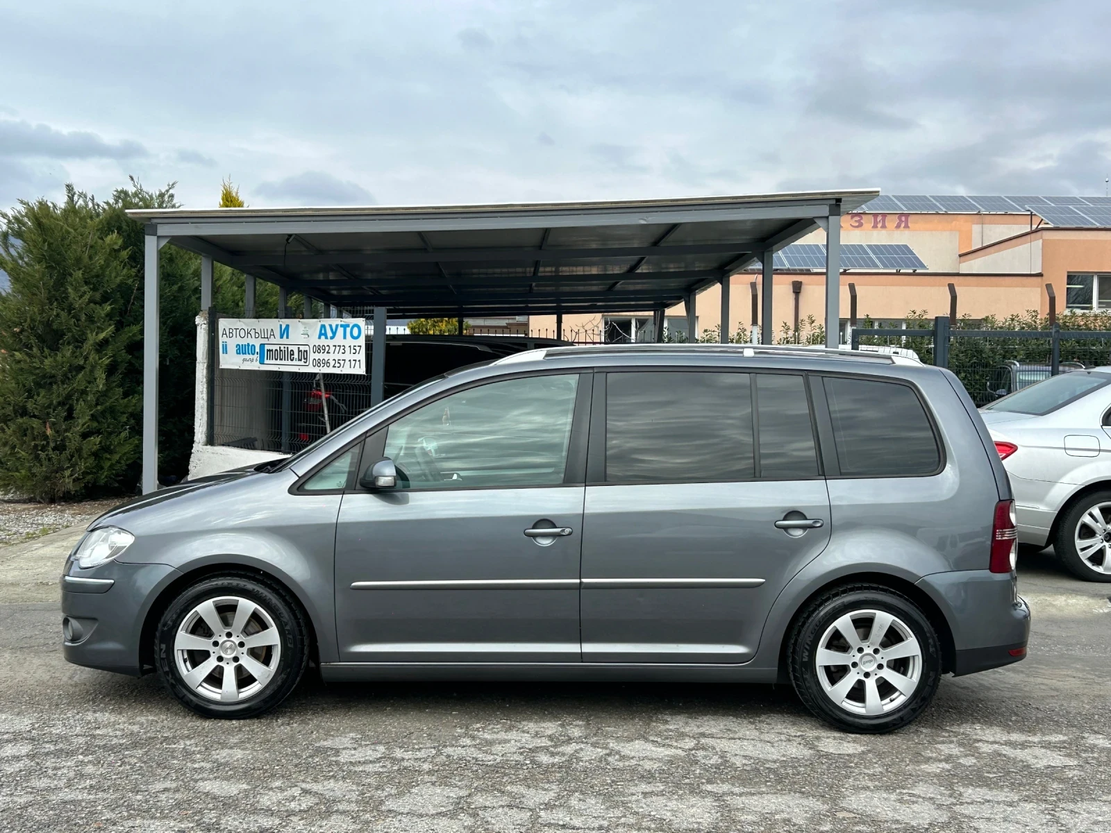 VW Touran 2.0 TDI 140  - изображение 5