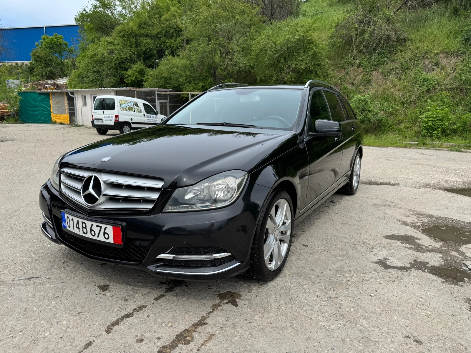 Mercedes-Benz C 200  - изображение 3