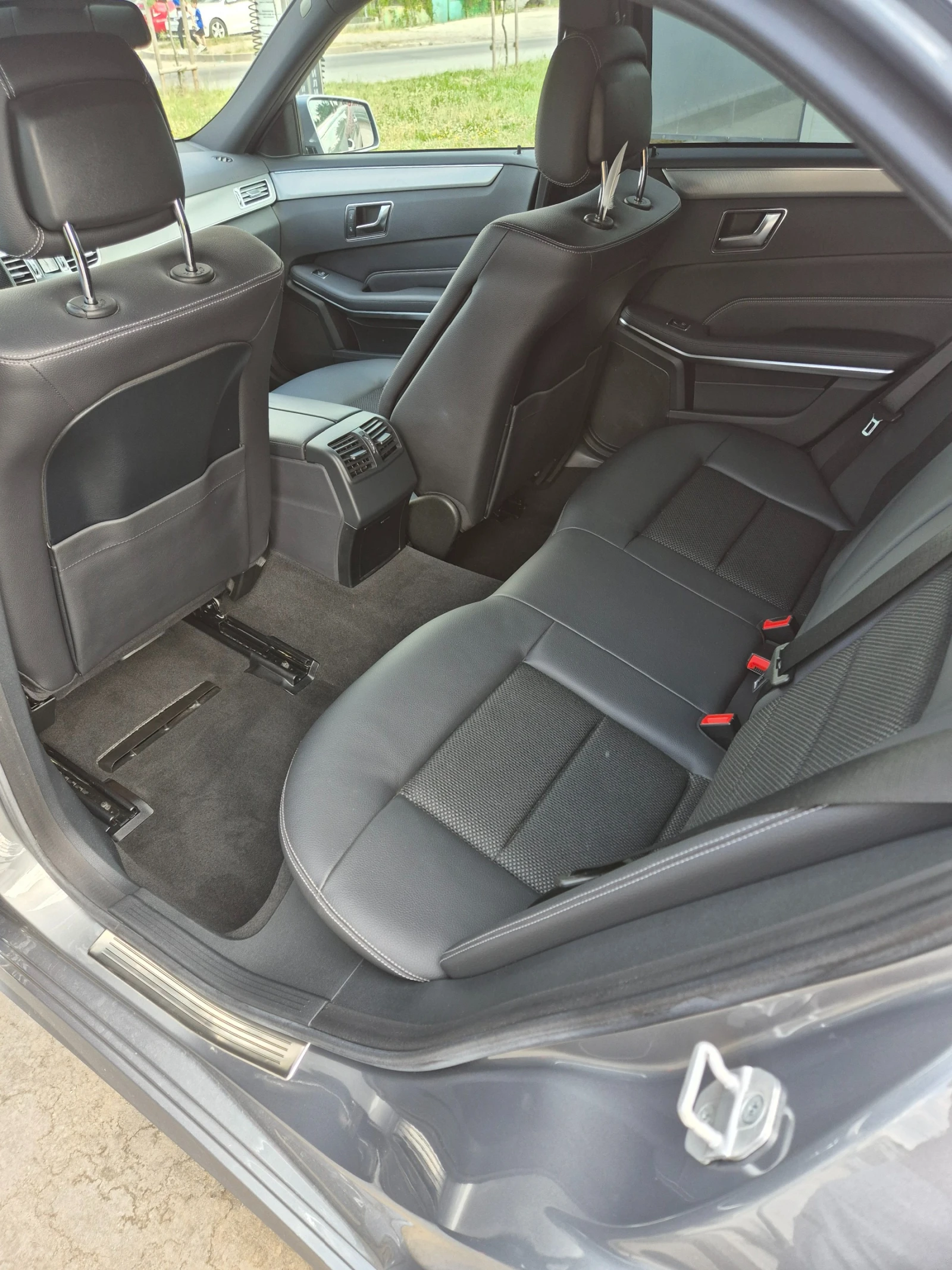 Mercedes-Benz E 250 Директно впръскване  - изображение 5