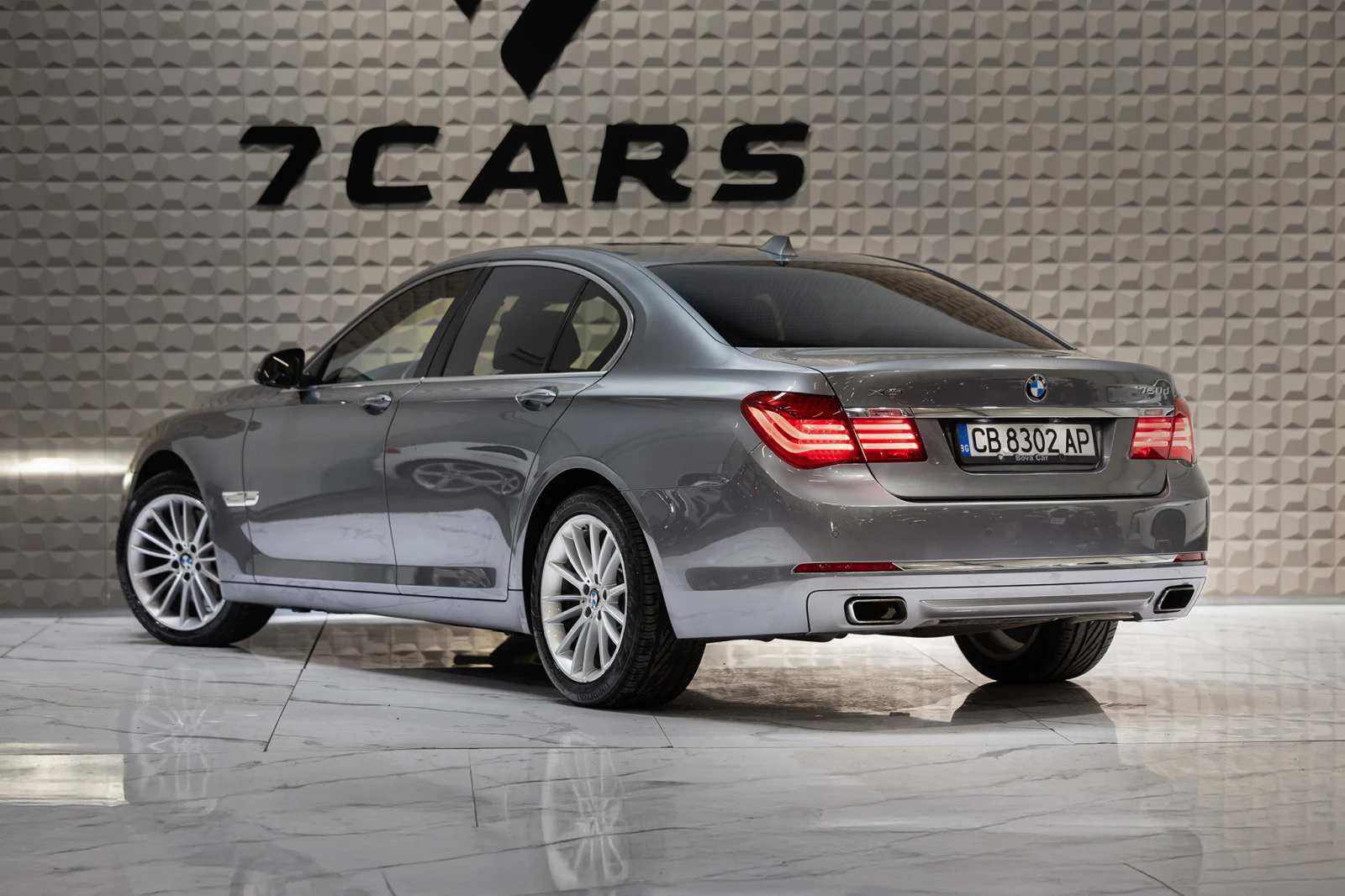 BMW 750 xDrive * Вакум на вратите * Харман/Кардон *  - изображение 4