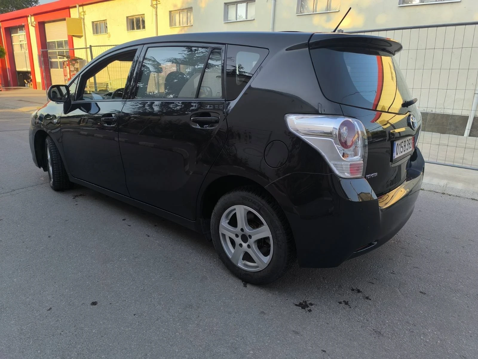 Toyota Verso D4D 126 кс - изображение 3