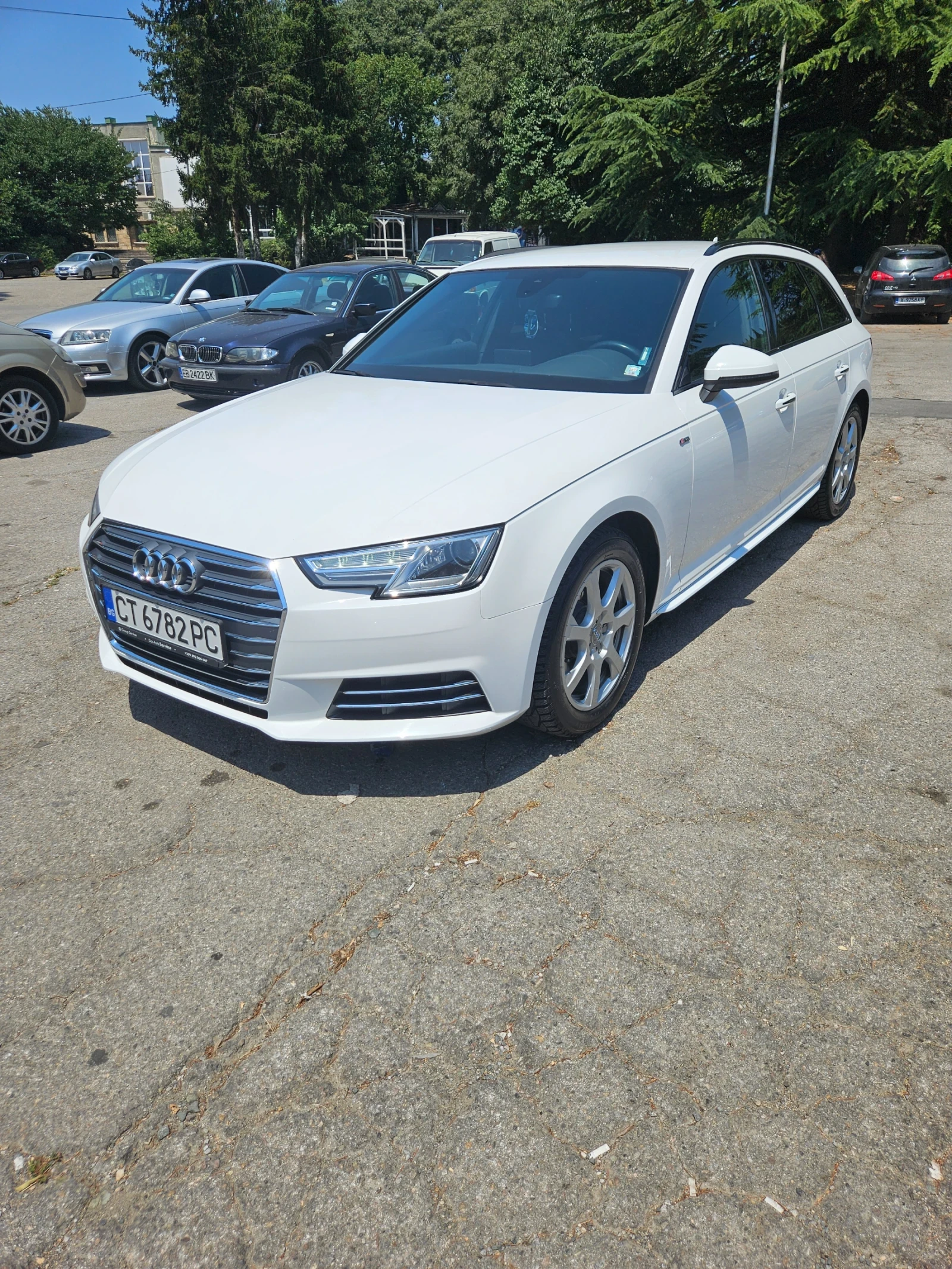 Audi A4 2.0 S-line - изображение 4