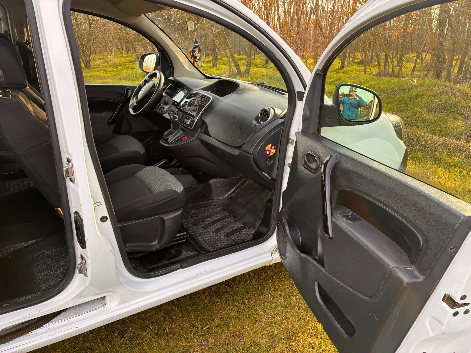 Renault Kangoo 33 kw elektric MAXI, снимка 6 - Автомобили и джипове - 53838035