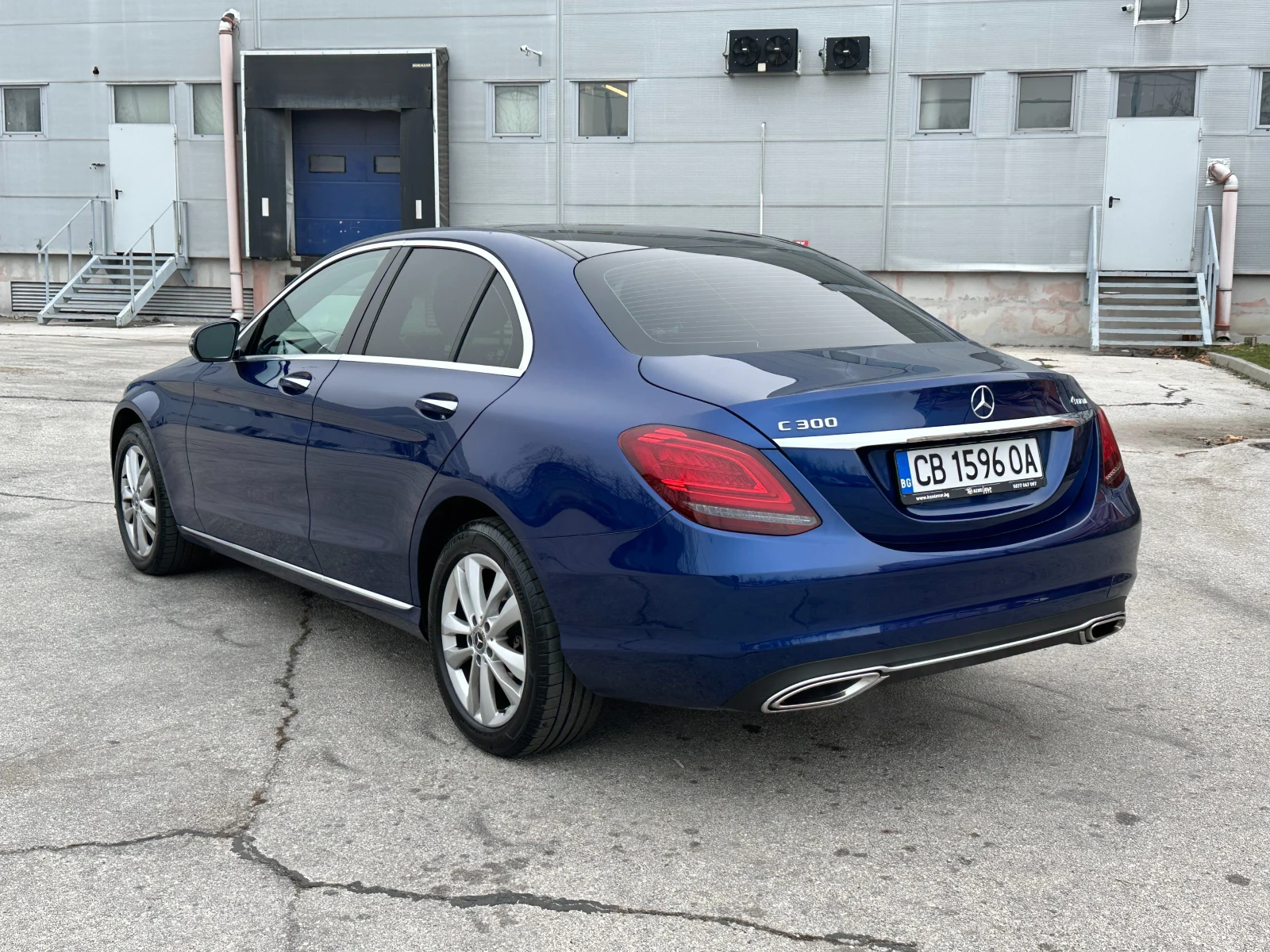 Mercedes-Benz C 300 2.0i 258 �.�. 4matic/�������� �� ��������  | Mobile.bg � ����������� 3