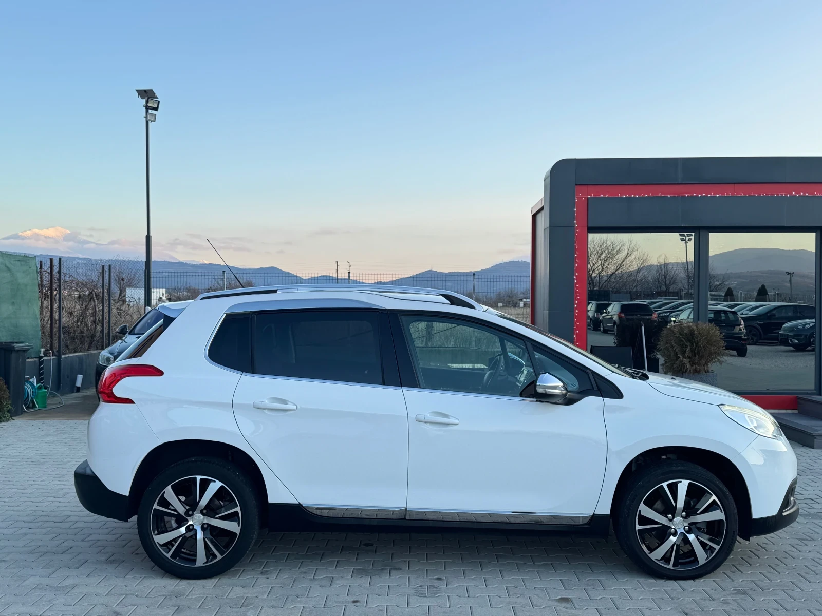 Peugeot 2008 1.6HDI FULL EURO-6 - изображение 6
