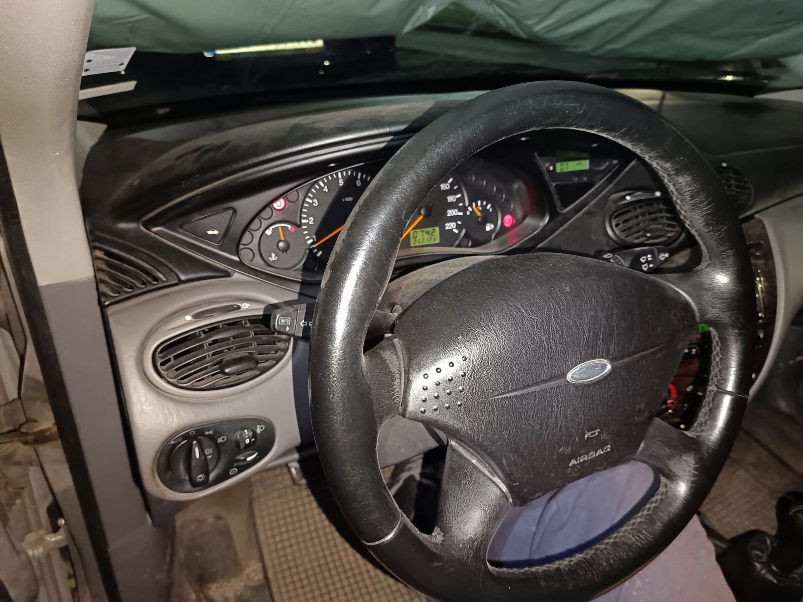 Ford Focus Хечбек - изображение 6