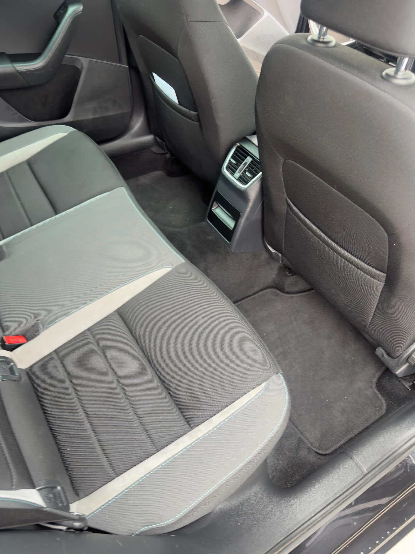 Skoda Octavia 2.0 TDI Joy 150 k.c, снимка 10 - Автомобили и джипове - 53813449