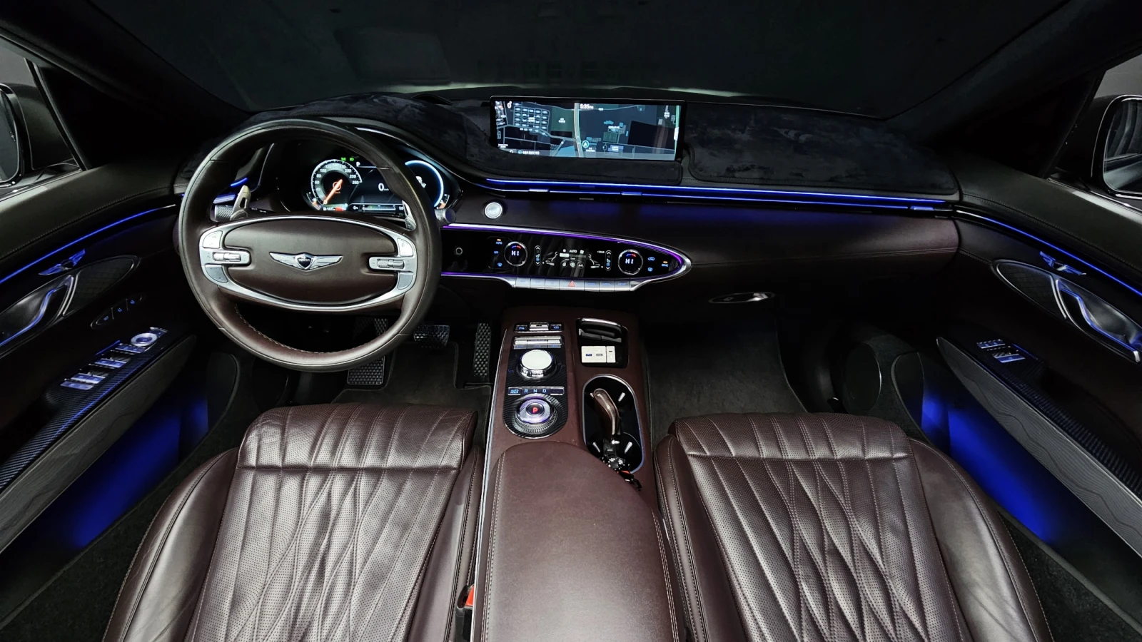 Genesis GV70 3.5T/AWD/Пълна сервизна история !!!, снимка 6 - Автомобили и джипове - 53986819