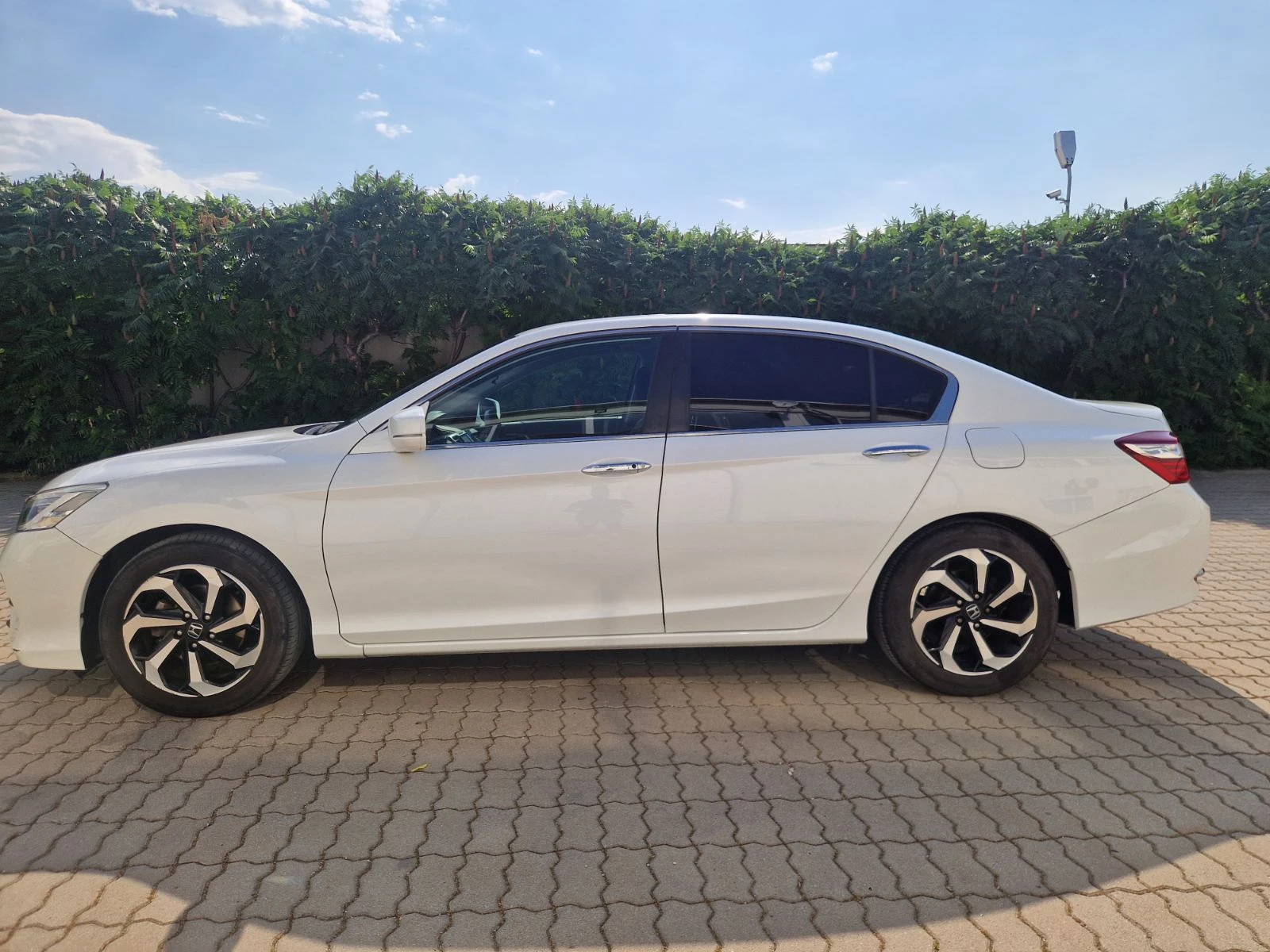 Honda Accord 2.4, снимка 4 - Автомобили и джипове - 55036518