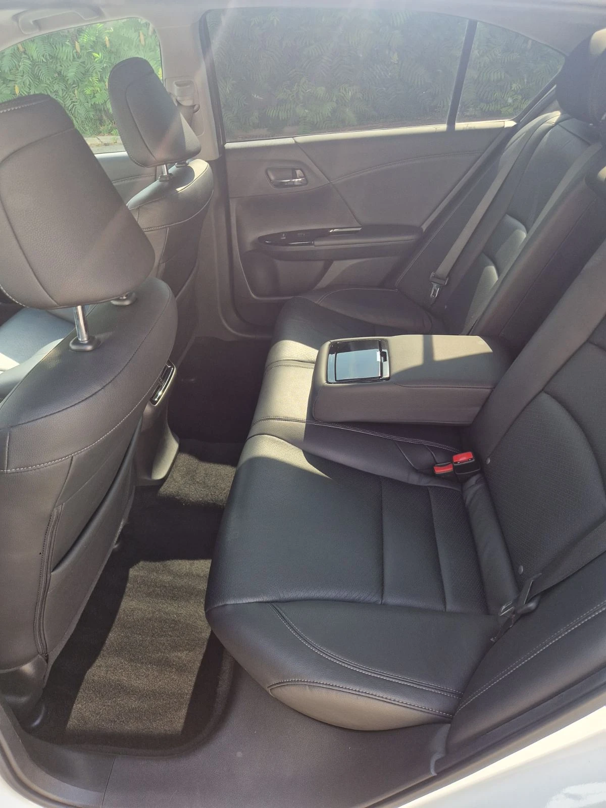 Honda Accord 2.4, снимка 15 - Автомобили и джипове - 55036518