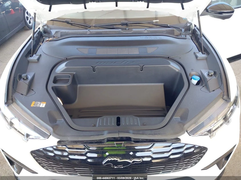 Ford Mustang Mach-E Premium, снимка 10 - Автомобили и джипове - 54216593