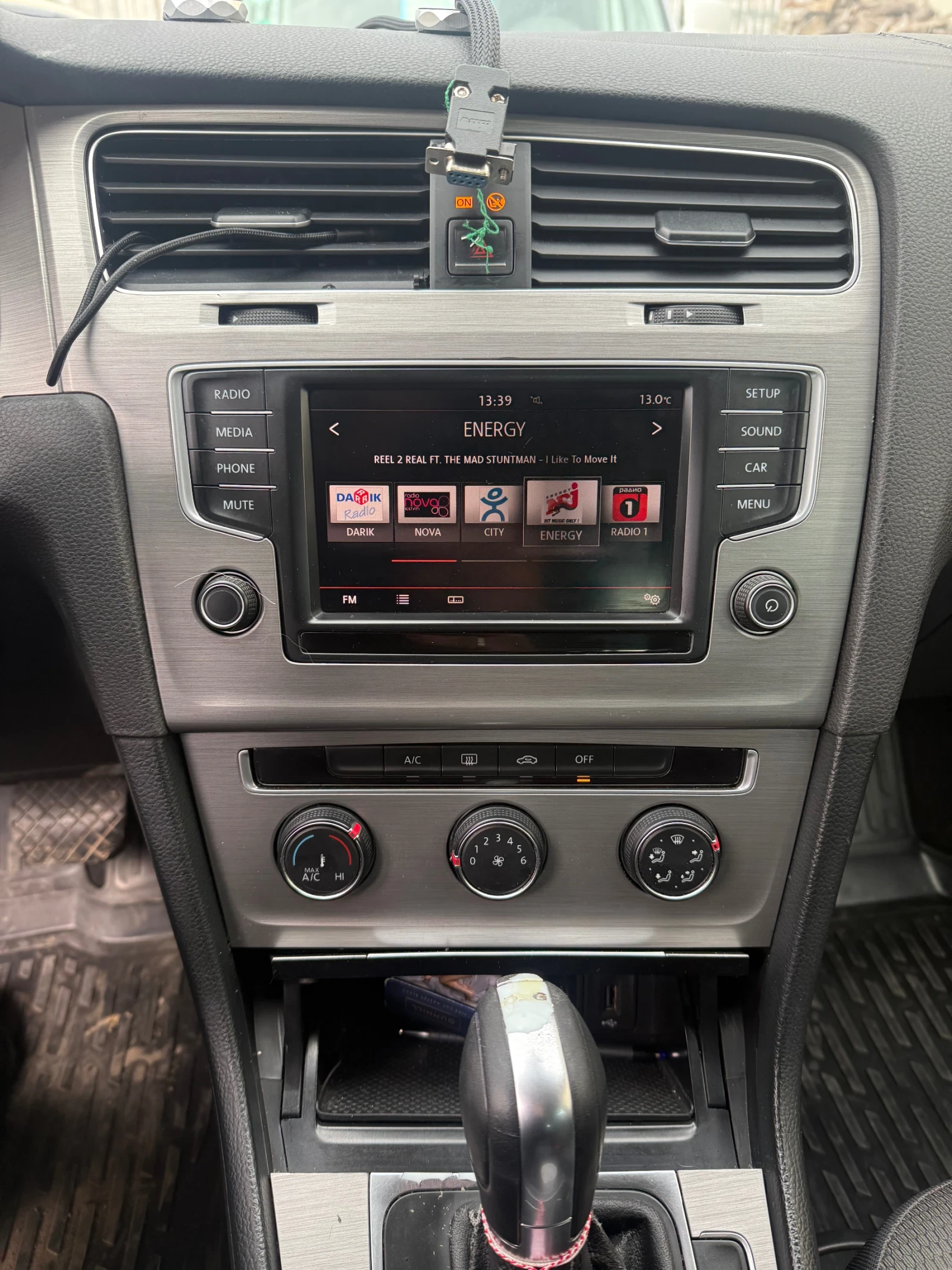VW Golf 1.4 TGI, DSG, снимка 8 - Автомобили и джипове - 54622228