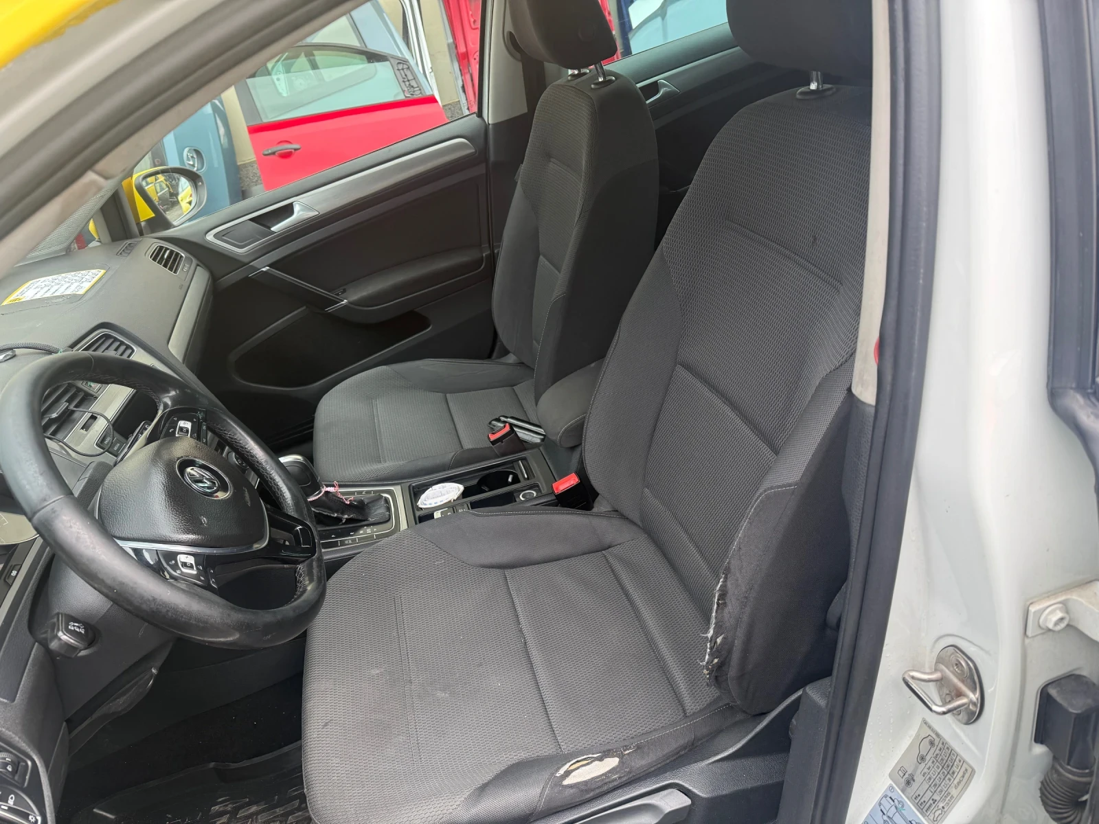 VW Golf 1.4 TGI, DSG, снимка 9 - Автомобили и джипове - 54622228