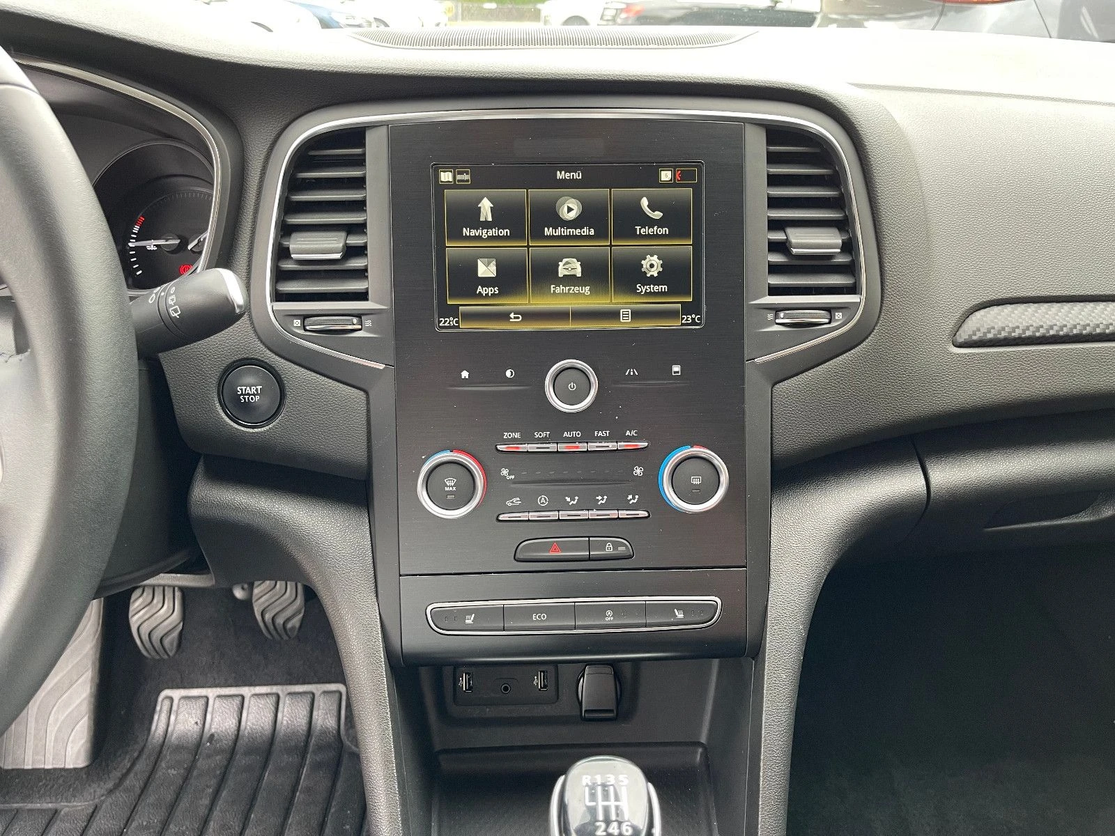 Renault Megane, снимка 5 - Автомобили и джипове - 54715295