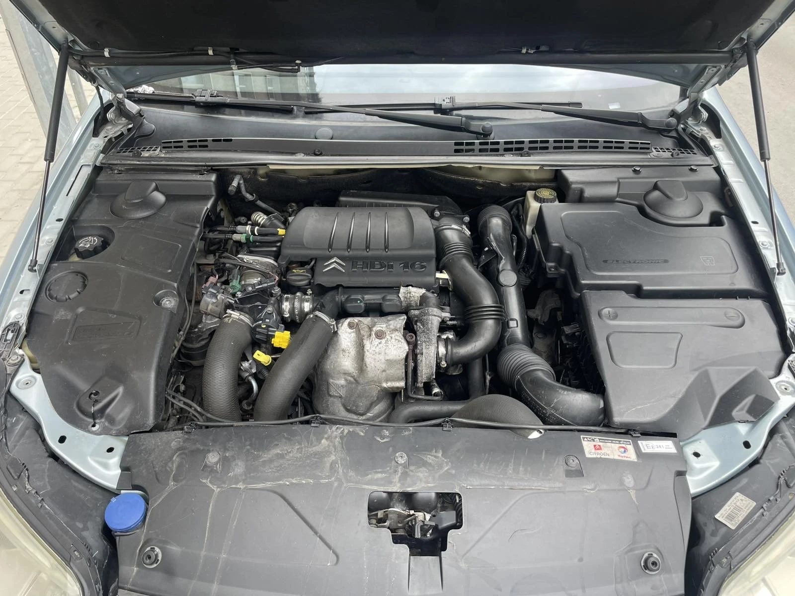 Citroen C5 HDi Facelift, снимка 12 - Автомобили и джипове - 54879528
