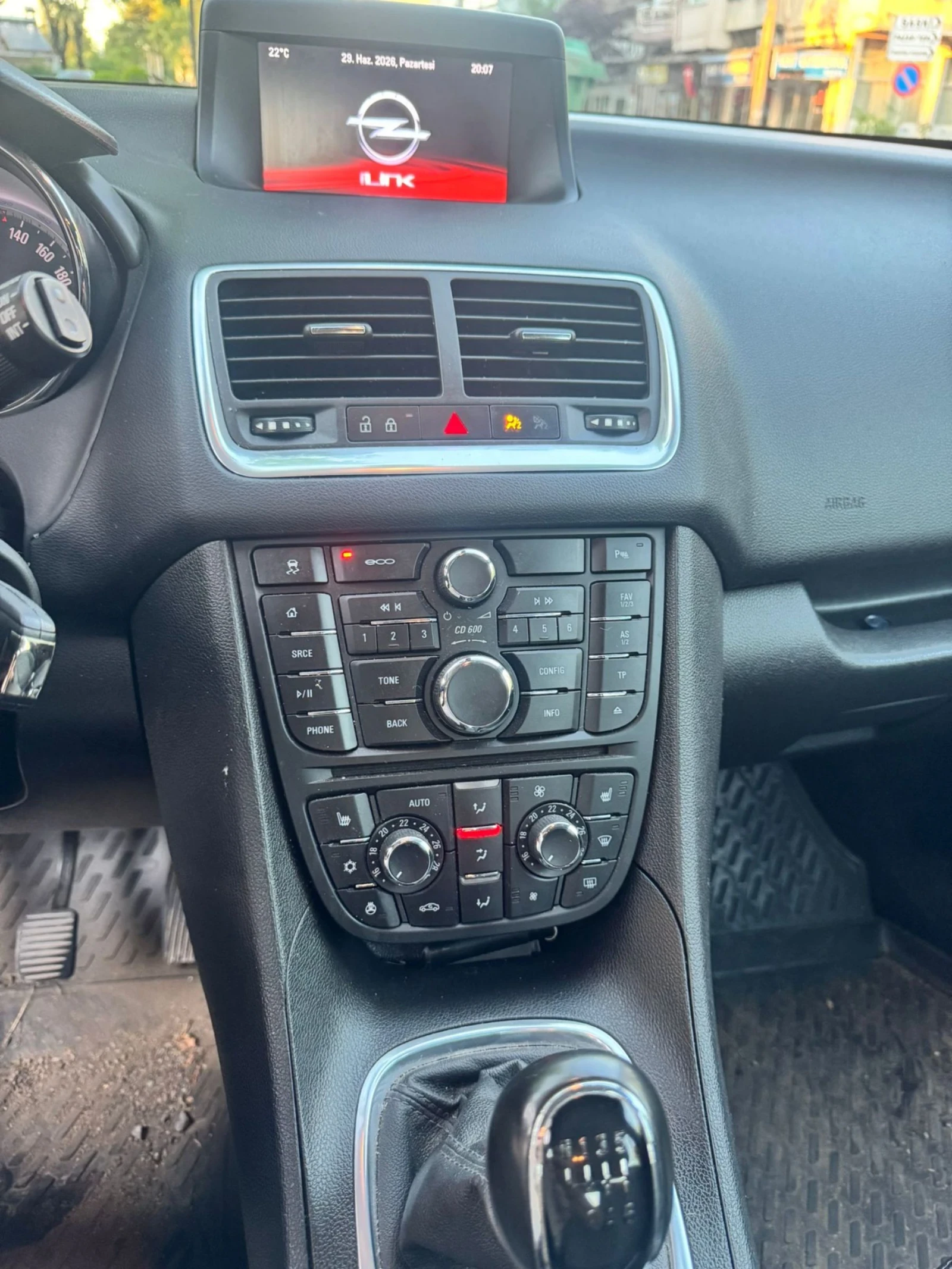 Opel Meriva, снимка 8 - Автомобили и джипове - 55121816