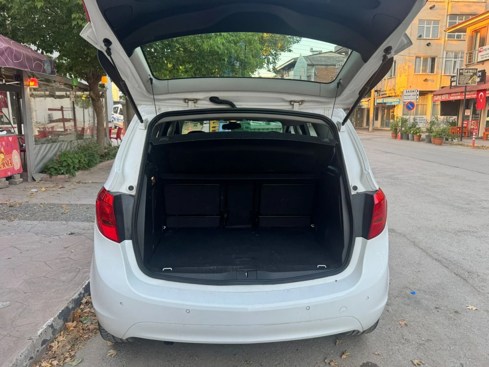 Opel Meriva, снимка 3 - Автомобили и джипове - 55121816