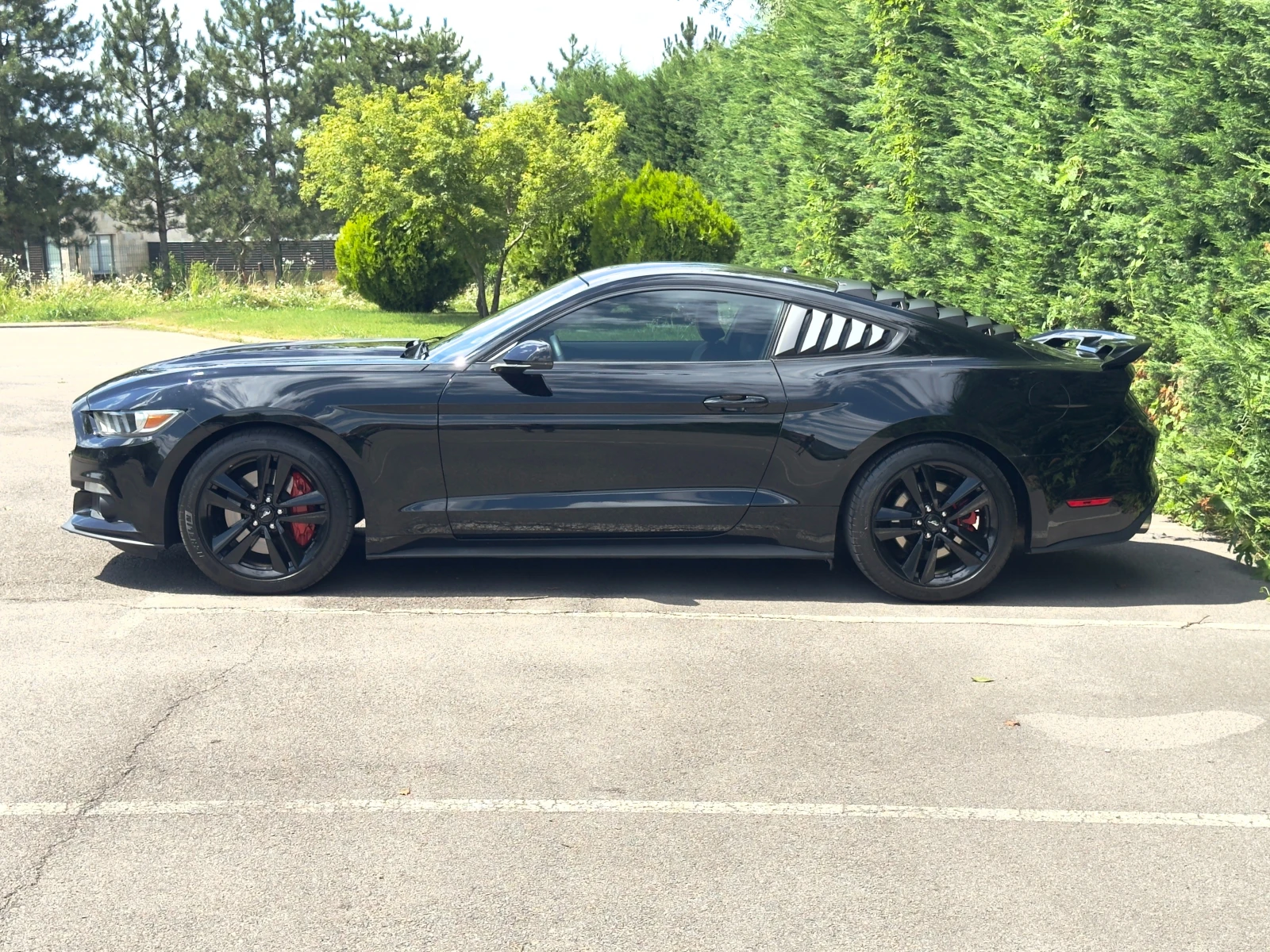 Ford Mustang 2.3 ecoboost, снимка 2 - Автомобили и джипове - 55165941
