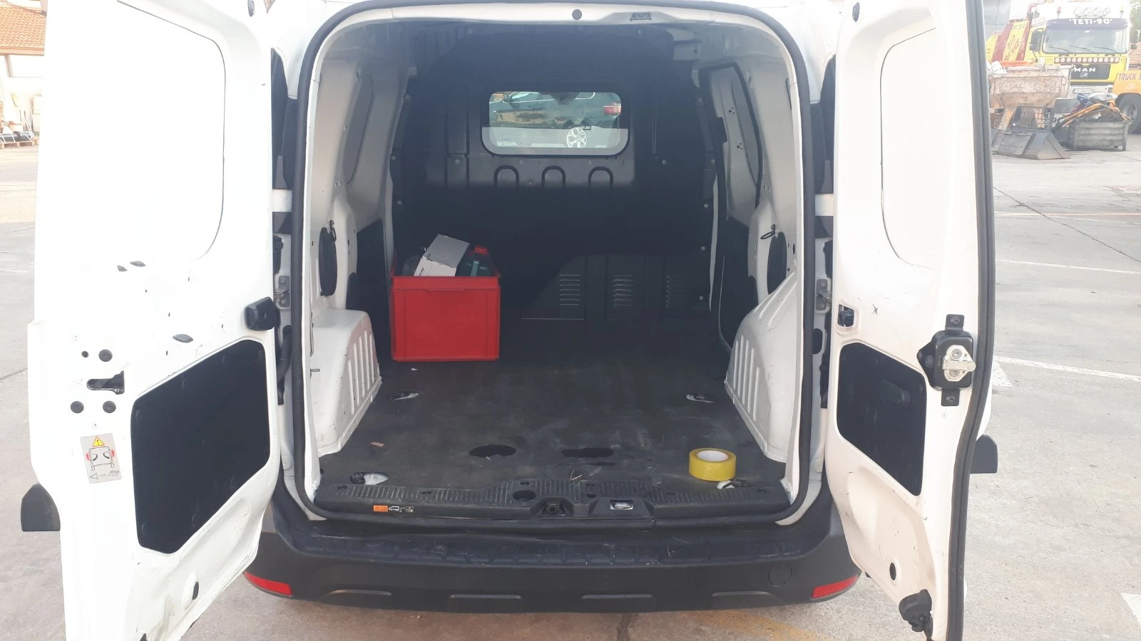 Renault Kangoo EXPRESS 1.5 DCI  6 скорости, снимка 5 - Автомобили и джипове - 55567430