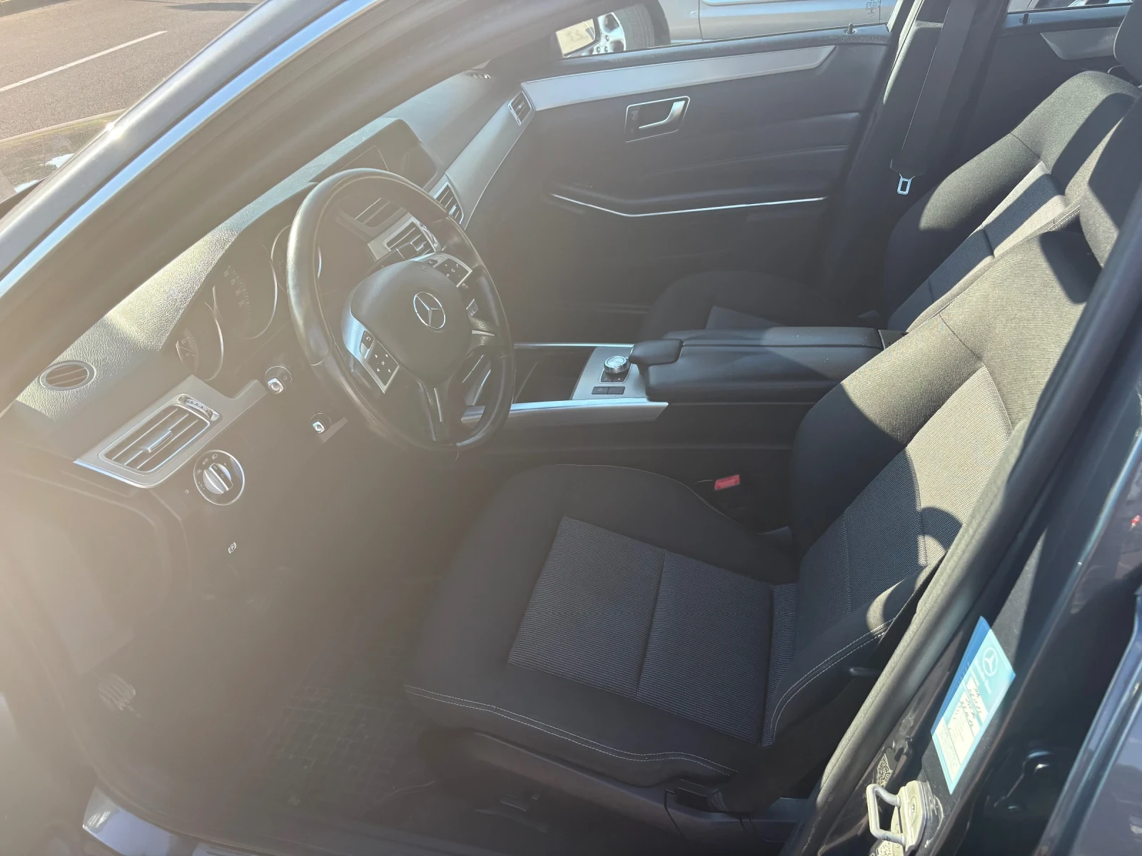 Mercedes-Benz E 220 2.2 CDI, снимка 7 - Автомобили и джипове - 55837435