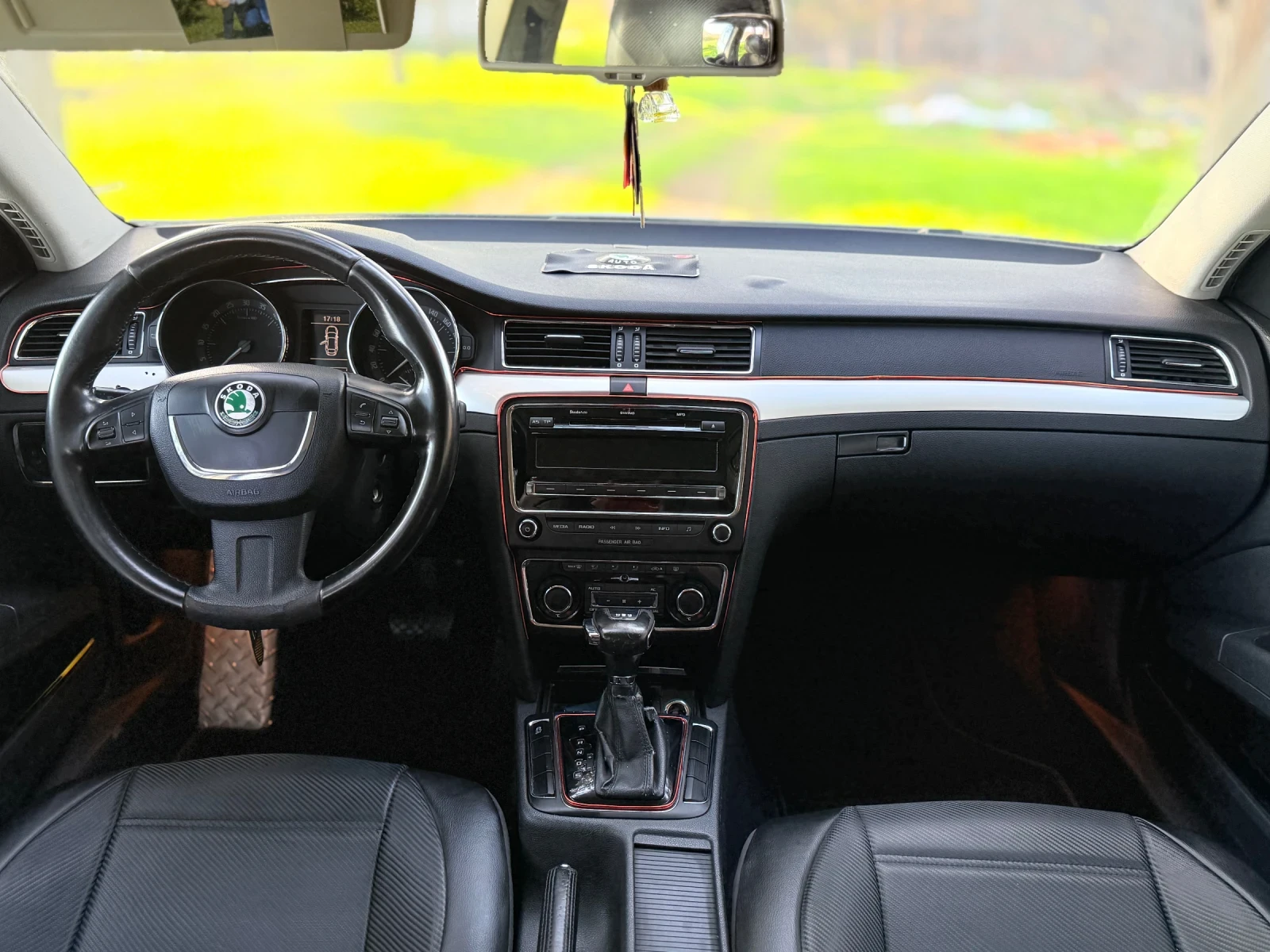 Skoda Superb, снимка 10 - Автомобили и джипове - 55983135