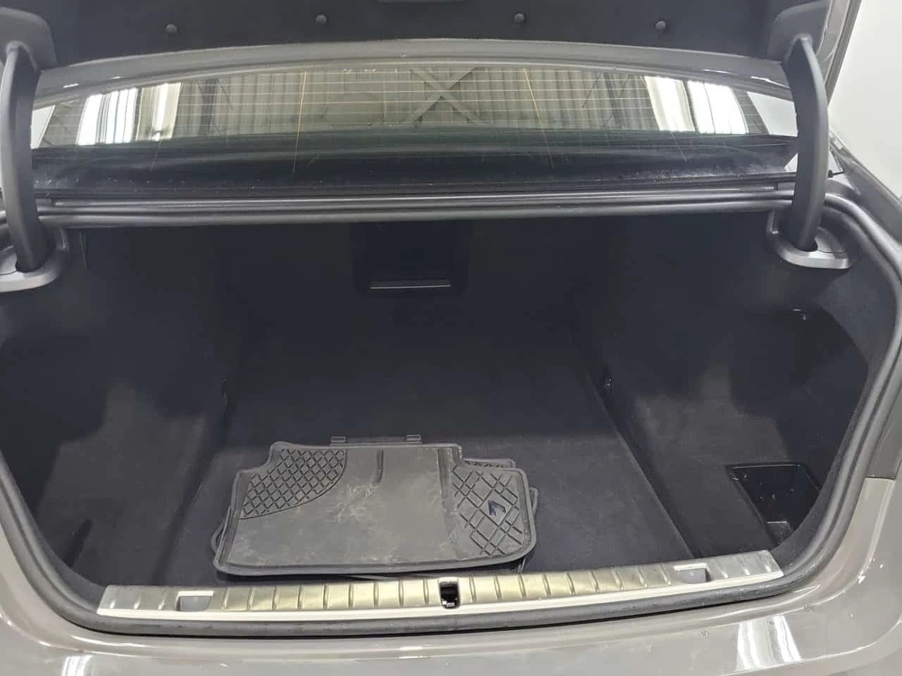 BMW 750 * M-Sport * CARFAX *  | Mobile.bg � ����������� 14
