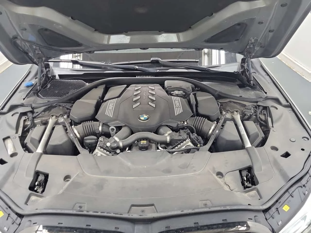 BMW 750 * M-Sport * CARFAX *  | Mobile.bg � ����������� 17