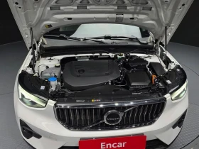 Volvo XC40 2.0 197 hp Automatic, снимка 6