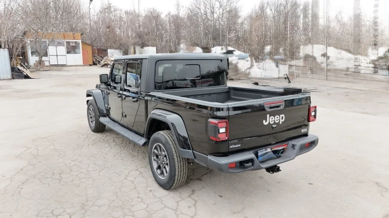Jeep Gladiator, снимка 4 - Автомобили и джипове - 52486381