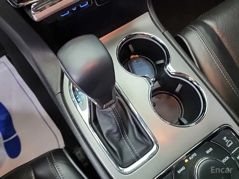 Jeep Grand cherokee, снимка 8 - Автомобили и джипове - 53239666