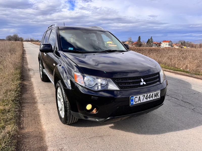 Mitsubishi Outlander 2.0D 4х4 Navi 7 места, снимка 5 - Автомобили и джипове - 53565170