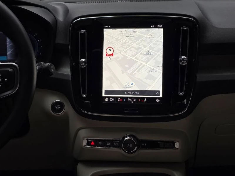 Volvo XC40 2.0 197 hp Automatic, снимка 14 - Автомобили и джипове - 55812991