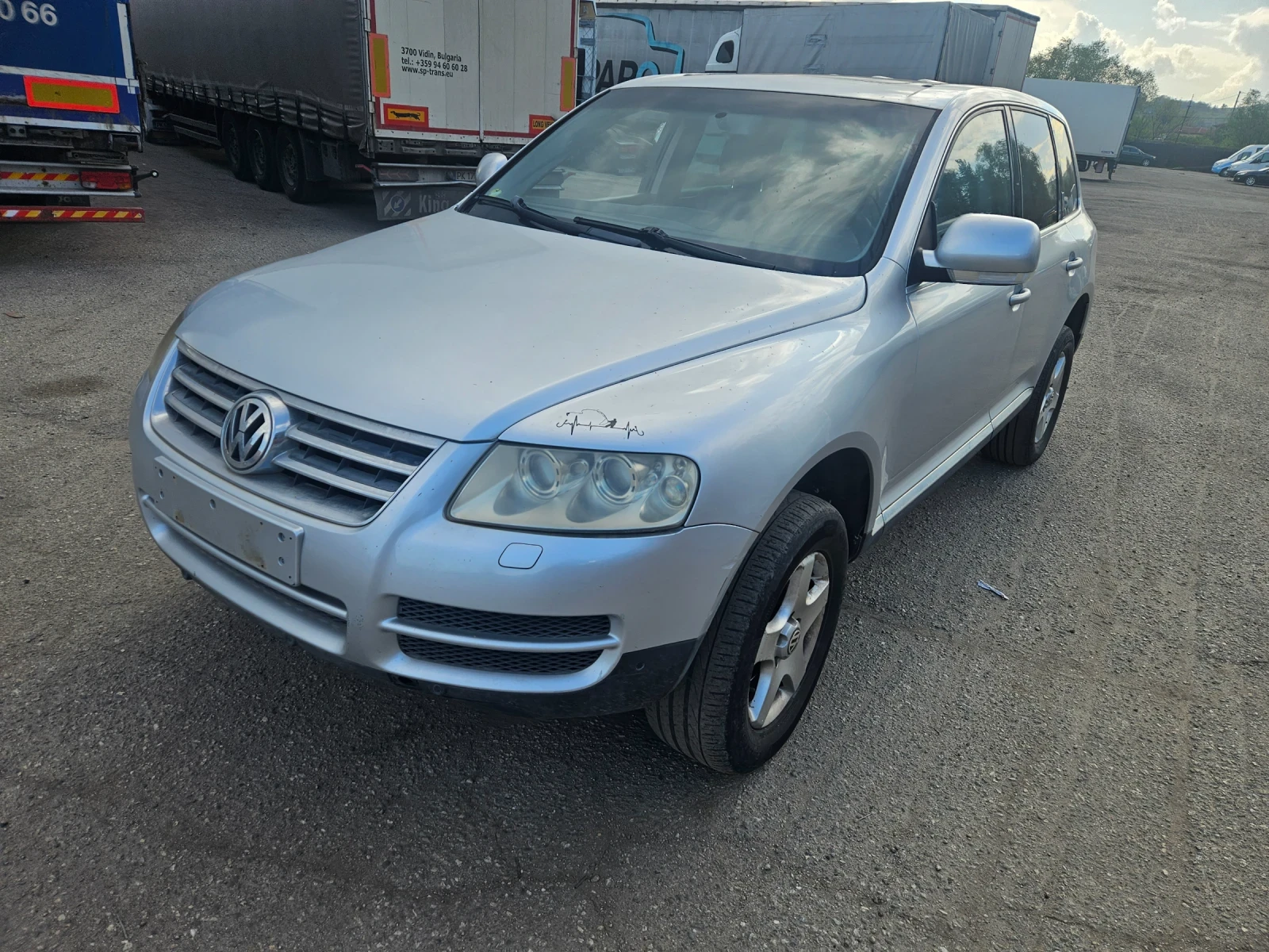 VW Touareg 2.5dizel 174ks 2005god - изображение 3