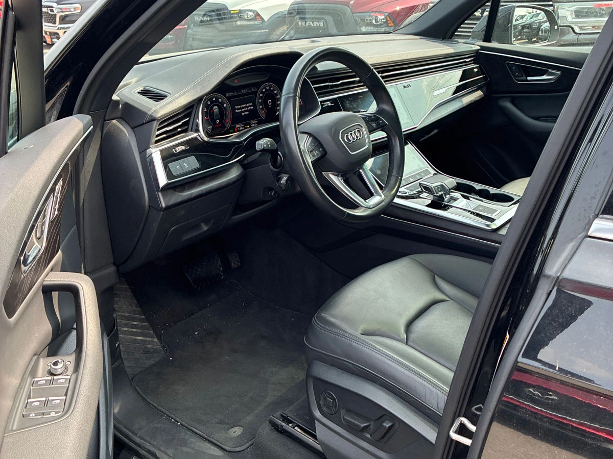 Audi Q7 Komfort* CARFAX*  - изображение 6